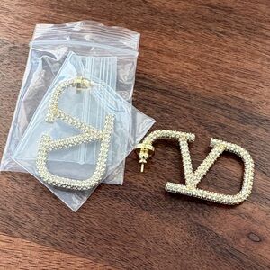 Gold Crystal Studded Earrings